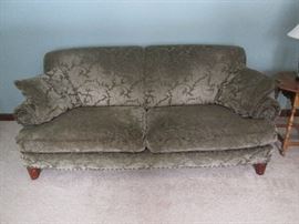 Pennsylvania House Couch