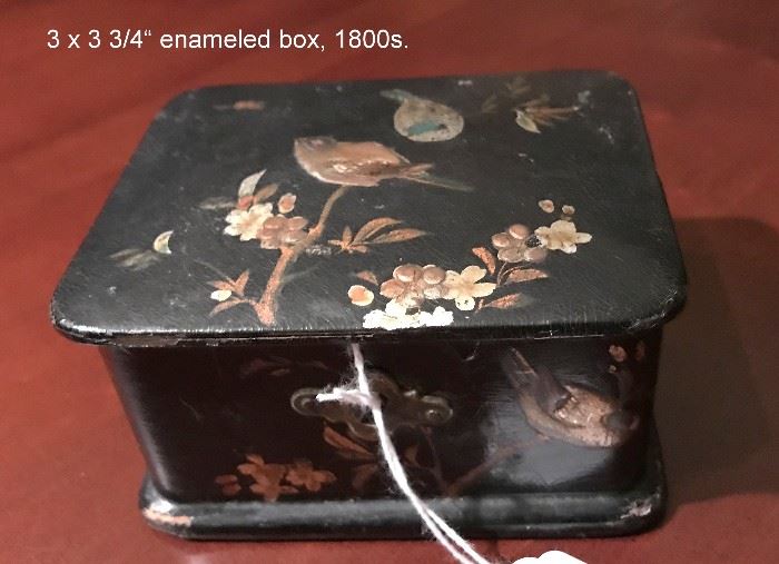 1800s small enameled box - beautiful detail!