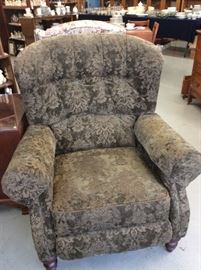 This is a brand new recliner. Beautiful and comfortable. About 4 months old.
