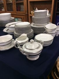 Beautiful 62 Pcs Stone China Silver Trim - Made in japan pattern 1185