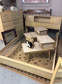 Mid Century blonde set