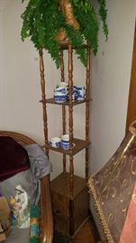 Shelf w/bottom storage