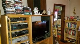 Entertainment center w/Sony Bravo flat screen