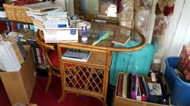 Cute little Rattan w/two chairs