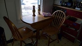 Small kitchen table and chairs