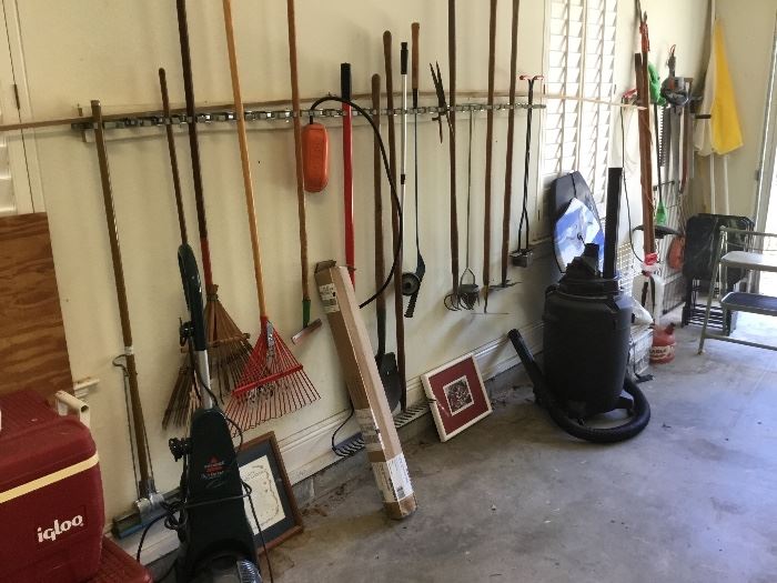 Yard tools & shop vac
