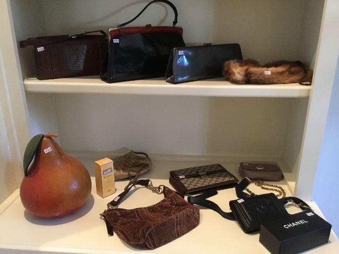 Lady’s vintage purse, Gucci, Ralph Lauren & report Chanel 