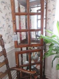 Curio cabinet