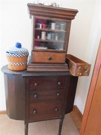 Martha Washington, Antique spool chest 