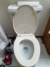 American Standard low consumption Champion 4 toilets