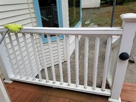 Deck railings (plastic/composite)