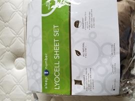 Sleep Number sheets (Extended Queen)