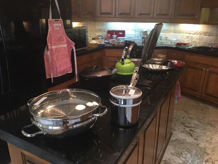 Pots; pans; assorted kitchen items