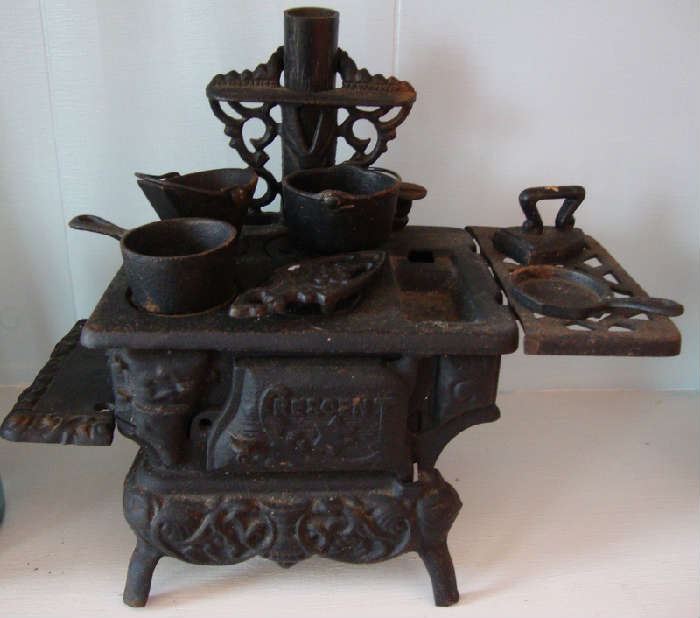 Toy cast iron stove