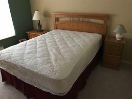 Queen size bedroom set
