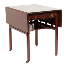 464. George III Style Pembroke Table