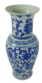 570. Blue White Vase