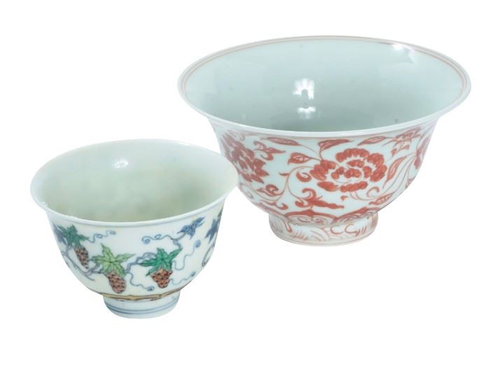 622. Two Chinese Porcelain Bowls