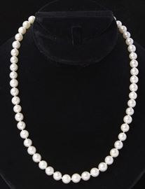 84. 14K Cultured Pearl Necklace