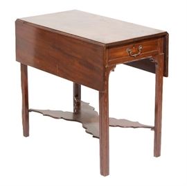 146. George III mahogany Pembroke Table