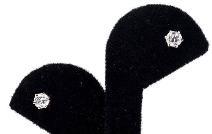 106. 1 ct Diamond Stud Earrings 14K White Gold