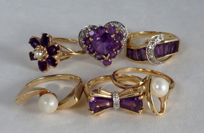 259. Six Ladies Rings 14k Gold Pearls Purple Stones