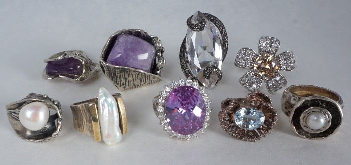 267. 9 Sterling Silver Signed Ladies Rings 5.59 Sz