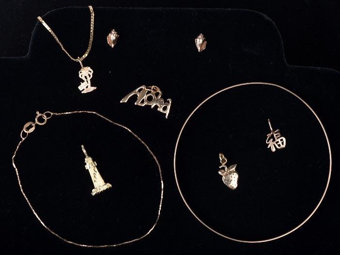 273. Ladies 14K Gold Jewelry Lot