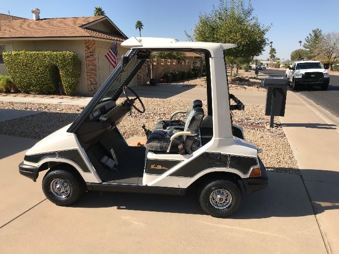 1991 Sun Classic Golf Cart. Must see to believe. Absolute Excellent condition. 