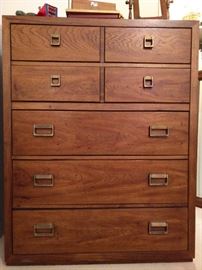 Vintage 6-drawer chest, by Huntley.