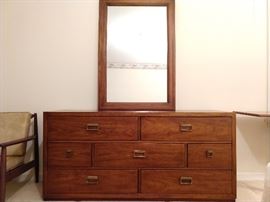 Vintage 7-drawer dresser and matching mirror, by Huntley.