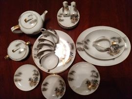 44-piece set of hand painted Ohno china, Japan.