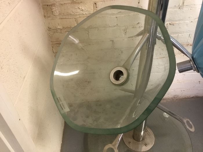 Glass tempered glass sink