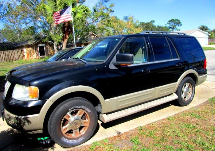 2005 FORD SUV Eddie Bauer Edition. New battery--starts right up and runs smoothly.   Loaded with all extras, ice cold A/C 150,000  miles