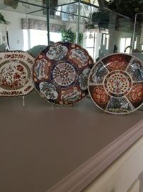 Decorative plates with stands, including Copeland (Spode) India Tree and Shofu Nippon Nagova