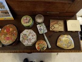 Compacts and other jewelry boxes