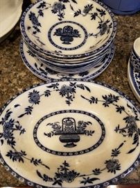 Antique Delft miscellaneous pieces