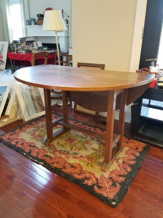 Excellent Antique Mission/Arts/Crafts/Craftsman Drop Leaf Table and very good condition