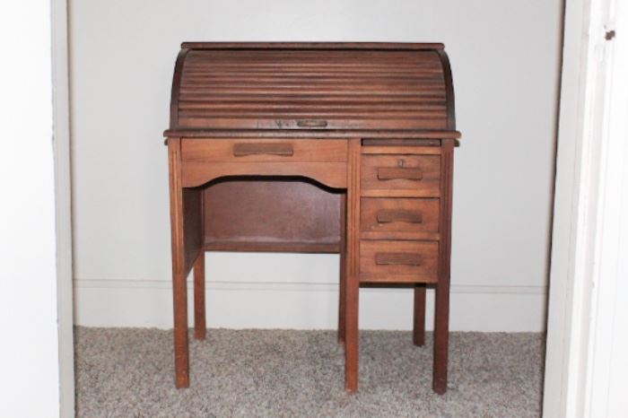 Child size Roll Top Desk