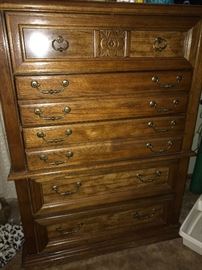 Vintage chest of drawers