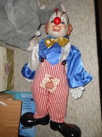 Awesome  musical clown approx 2' tall