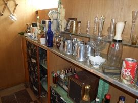 Various vintage glassware