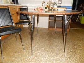 70's Chrome legged table