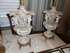 Capodimonte back and front