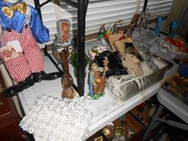 Bead purse, glass clown