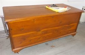 Cedar chest large with wheels