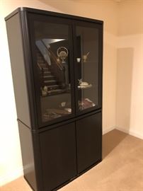 SKOVBY Lighted China Cabinet