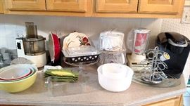 Pyrex vintage snowflake covered dish, keurig coffee maker, food processor and more
