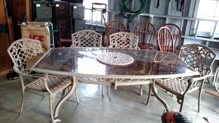 outdoor glass table with 4 chairs