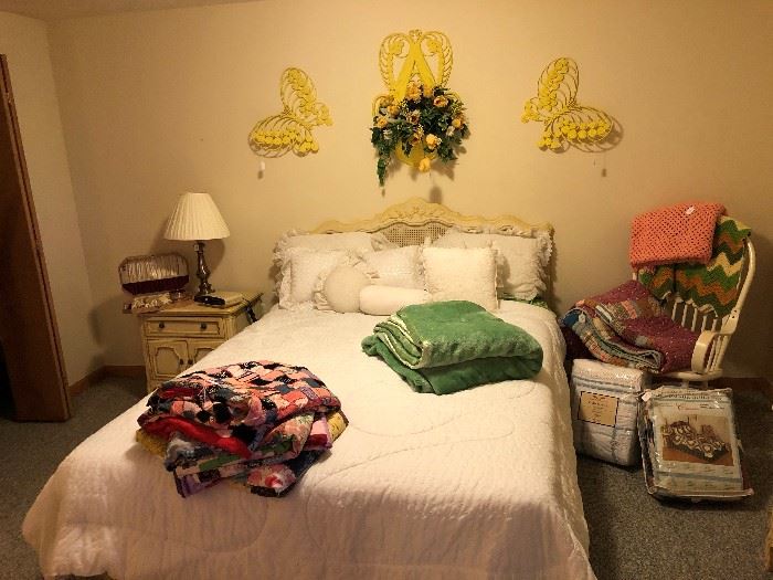 Drexel Blonde Bedroom Furniture